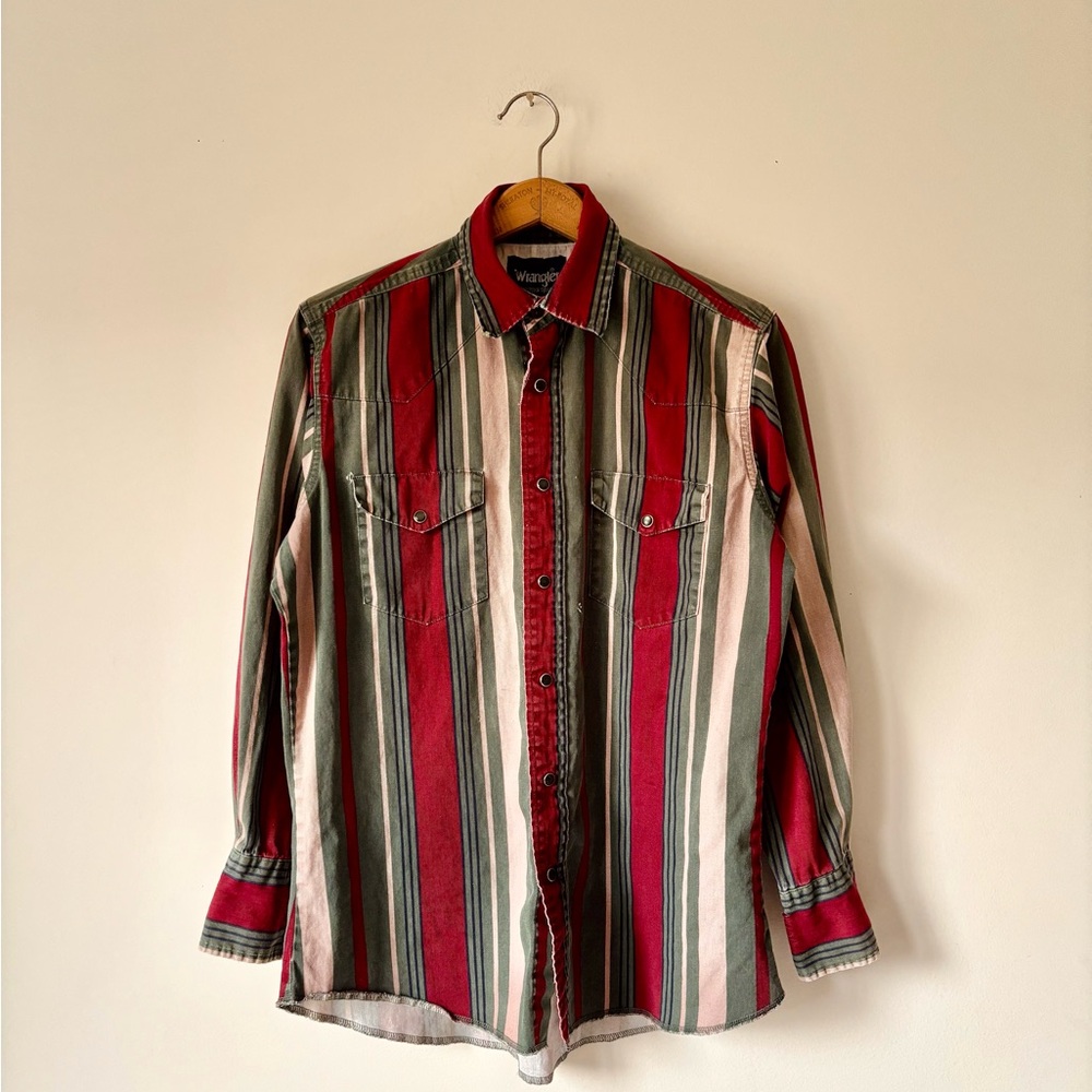 1990’s Wrangler Pearl Snap Button Up